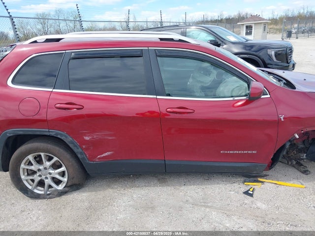 1C4PJLCS3EW143362 Jeep Cherokee Latitude