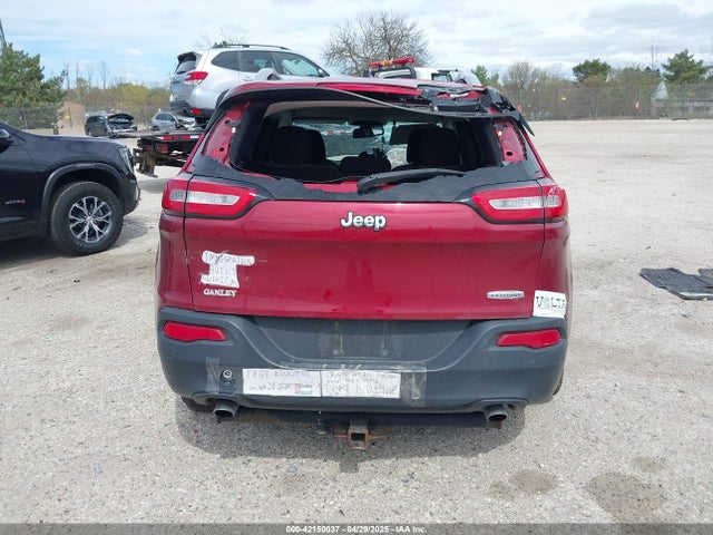 1C4PJLCS3EW143362 Jeep Cherokee Latitude