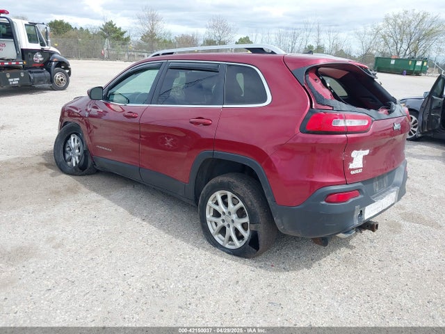 1C4PJLCS3EW143362 Jeep Cherokee Latitude