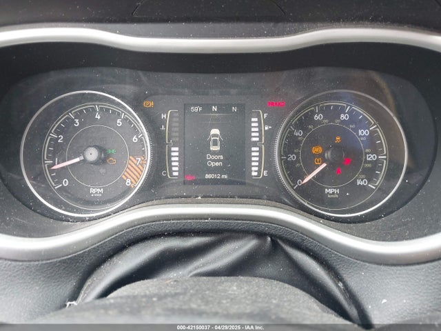 1C4PJLCS3EW143362 Jeep Cherokee Latitude