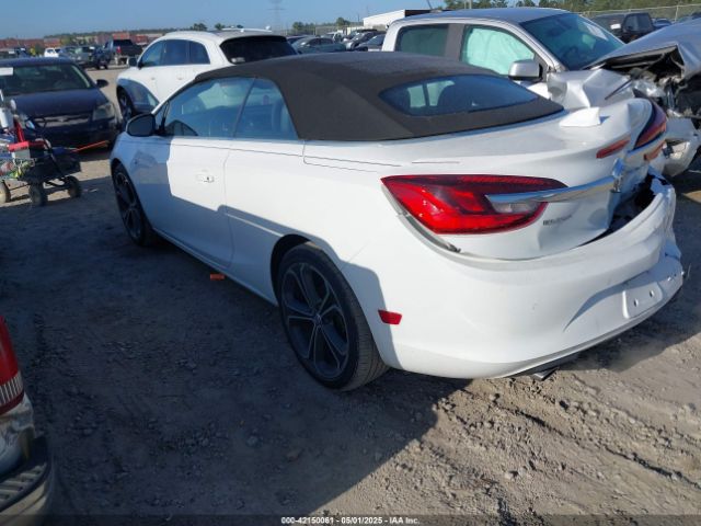 2018 BUICK CASCADA W04WG3N54JG047093 Photo 2