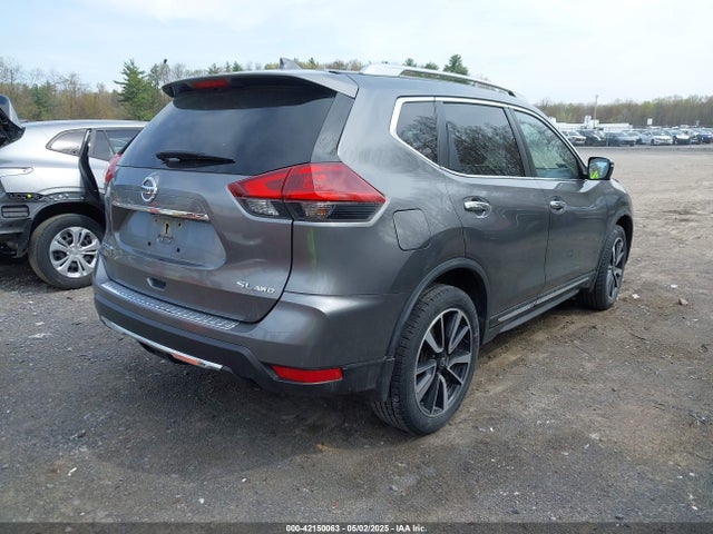 JN8AT2MV2JW323661 Nissan Rogue Sl