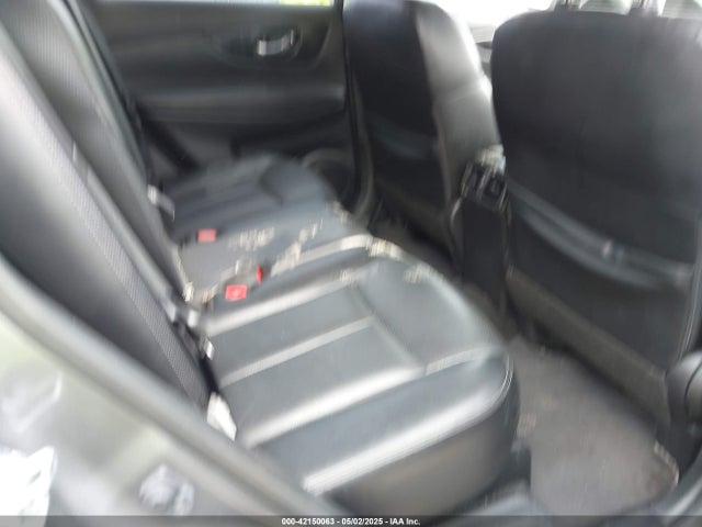 JN8AT2MV2JW323661 Nissan Rogue Sl