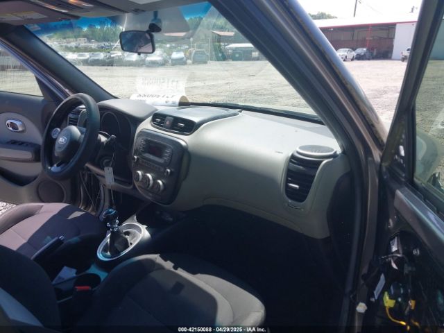 KNDJN2A20F7236200 KIA Soul