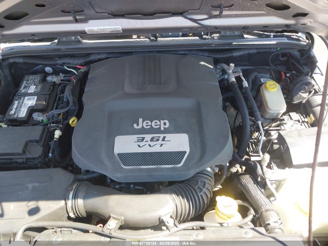 1C4BJWDG6FL768265 Jeep Wrangler Unlimited Willys Wheeler
