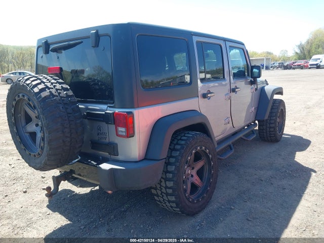 1C4BJWDG6FL768265 Jeep Wrangler Unlimited Willys Wheeler