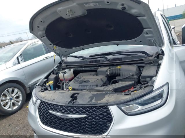 2C4RC1BG8RR186632 Chrysler Pacifica Touring L