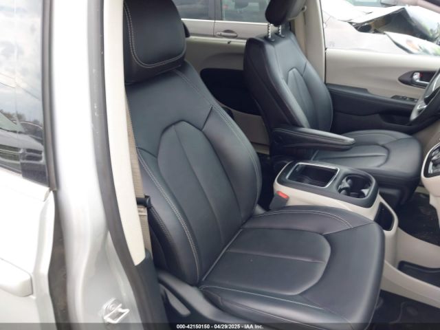 2C4RC1BG8RR186632 Chrysler Pacifica Touring L