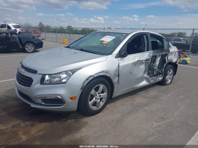 Chevrolet LUV 2015 1G1PC5SB3F7294570 Image 2