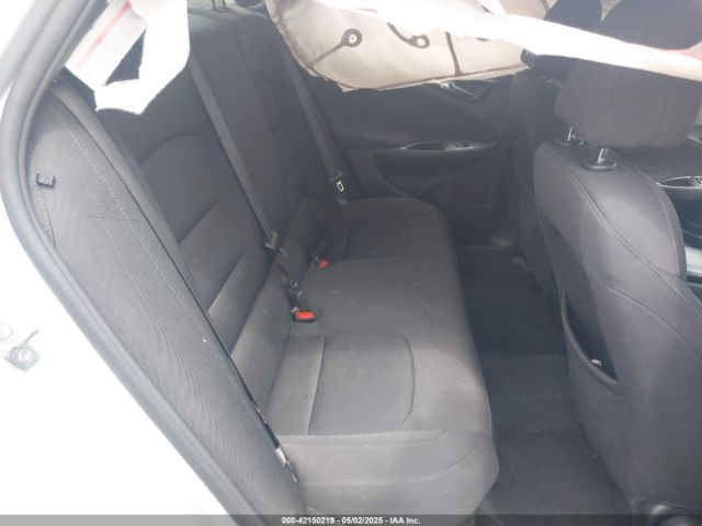 1G1ZG5STXLF156600 Chevrolet Malibu Fwd Rs