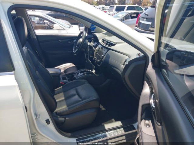 JN8AT2MT4JW486942 Nissan Rogue Sl
