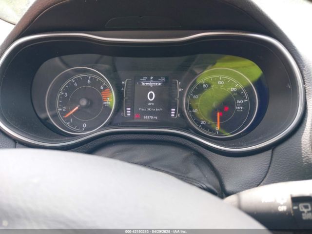 2019 JEEP CHEROKEE 1C4PJLLBXKD305219 Photo 6