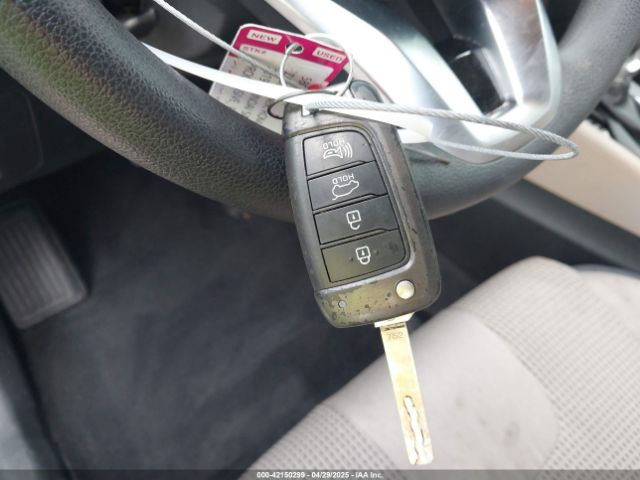 5NMS23AD4KH132123 Hyundai Santa Fe Se