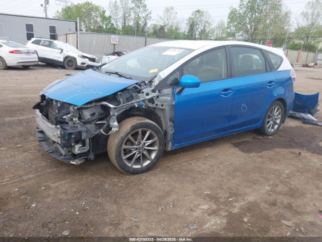 JTDZN3EU8GJ050638 Toyota Prius V Five