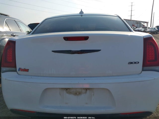 2C3CCAAG5MH649188 Chrysler 300 Touring