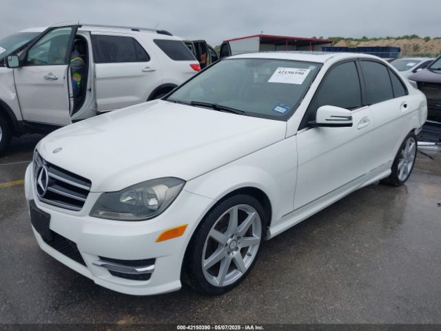 WDDGF4HB0EA958816 Mercedes-Benz C-class C 250 Sport/luxury