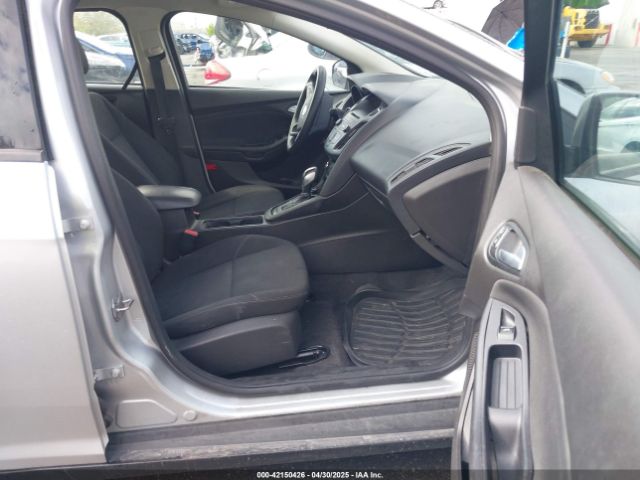 1FADP3F23FL341140 Ford FOCUS SE
