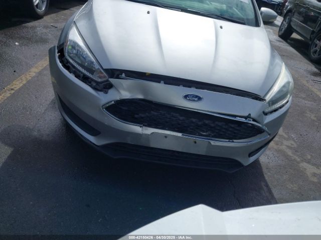 1FADP3F23FL341140 Ford FOCUS SE