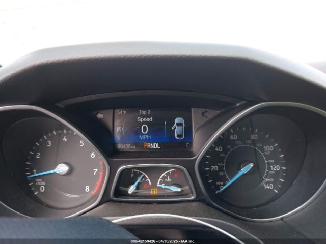 1FADP3F23FL341140 Ford FOCUS SE