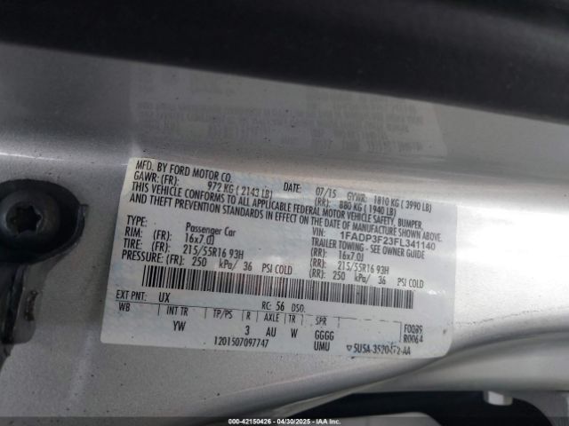 1FADP3F23FL341140 Ford FOCUS SE