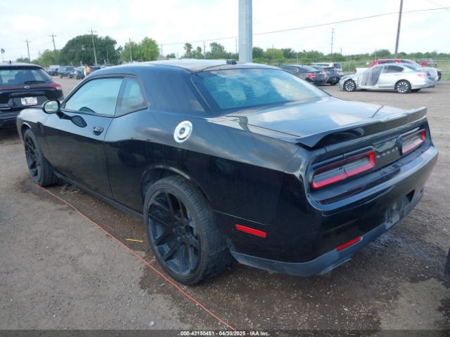 2C3CDZAG8FH703839 Dodge Challenger Sxt