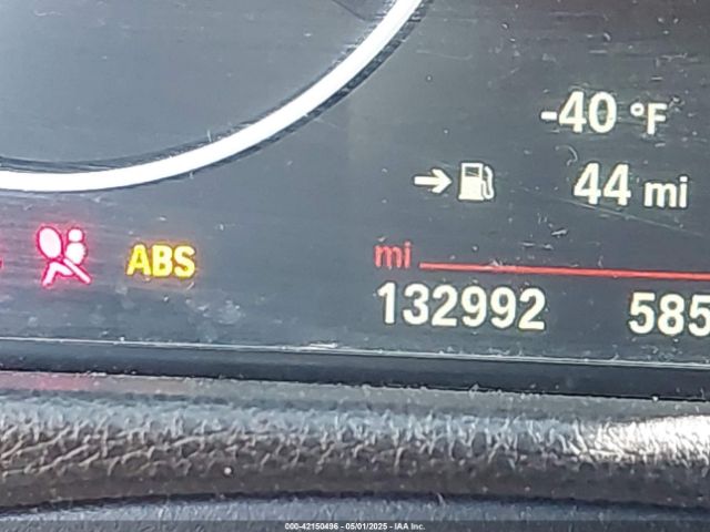 WBA8B9G59JNV00131 BMW 330I