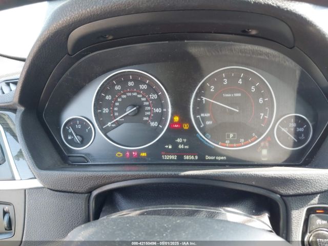 WBA8B9G59JNV00131 BMW 330I