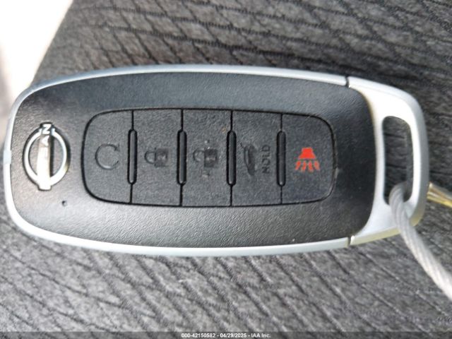 5N1BT3BB4SC767735 Nissan Rogue Sv Intelligent Awd
