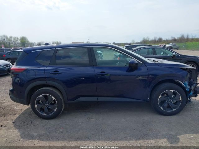 5N1BT3BB4SC767735 Nissan Rogue Sv Intelligent Awd
