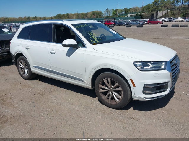 2017 AUDI Q7 WA1LAAF74HD010923 Photo 0