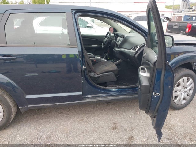 3C4PDCAB3FT654829 Dodge 2015
