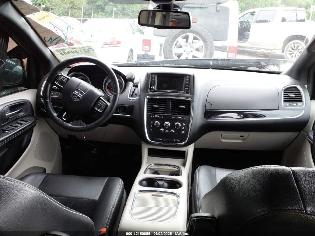 2C4RDGCG4JR297858 Dodge Grand Caravan Sxt