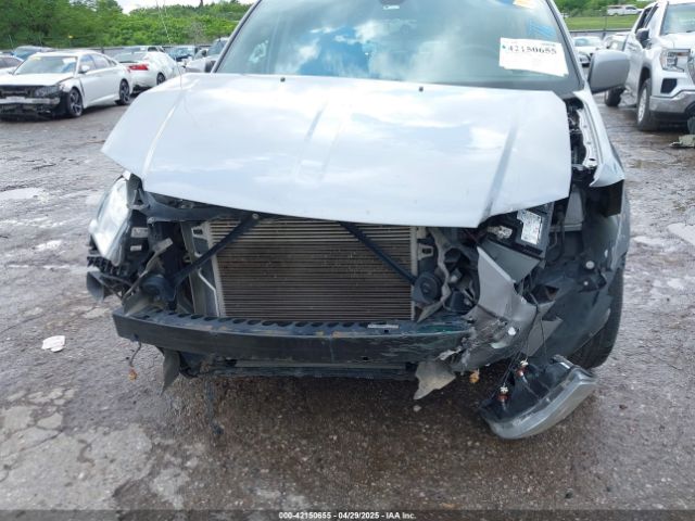 2C4RDGCG4JR297858 Dodge Grand Caravan Sxt