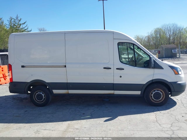 1FTYR2CM1JKB39451 Ford Transit-250