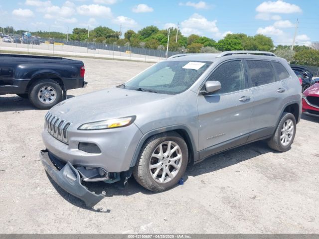 1C4PJLCB3GW273029 Jeep Cherokee Latitude
