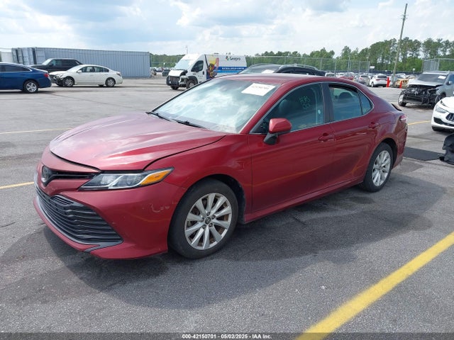 4T1B11HK0JU568028 Toyota CAMRY LE