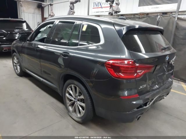 2019 BMW X3 5UXTR9C58KLP91960 Photo 2