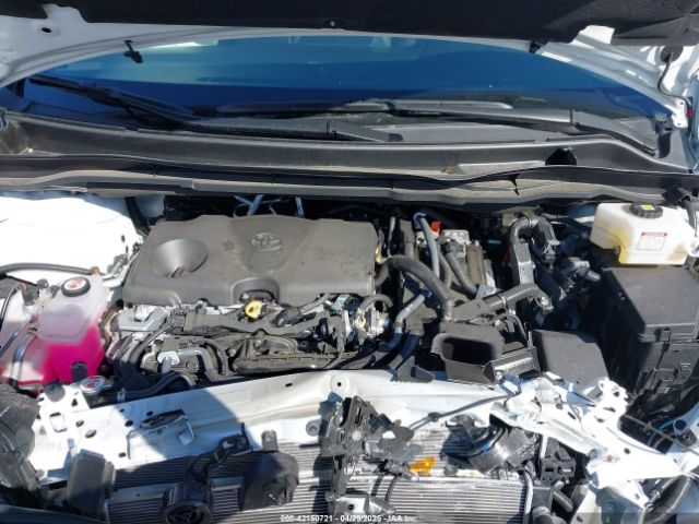 5TDKRKEC9RS214976 Toyota SIENNA LE