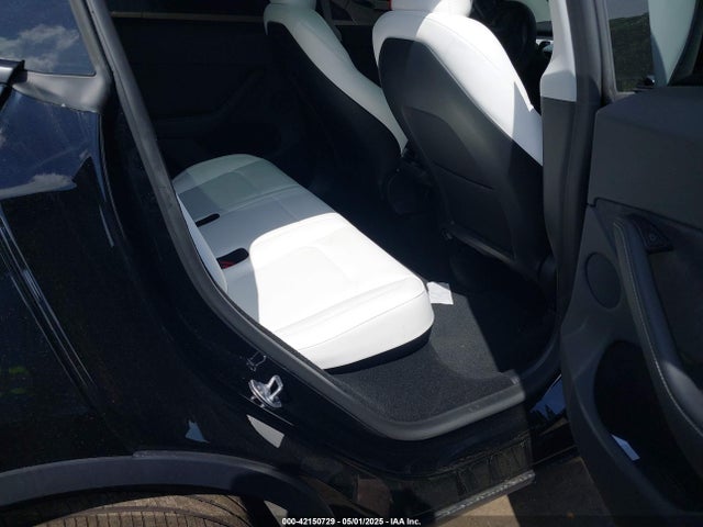 2025 TESLA MODEL Y 7SAYGDED9SA356355 Photo 7