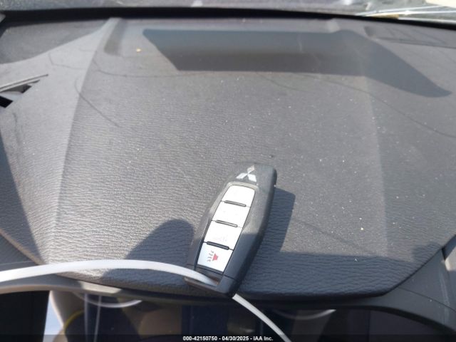 2023 MITSUBISHI OUTLANDER JA4J3UA82PZ025246 Photo 10