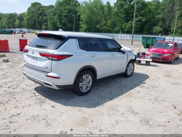 2023 MITSUBISHI OUTLANDER JA4J3UA82PZ025246 Photo 3