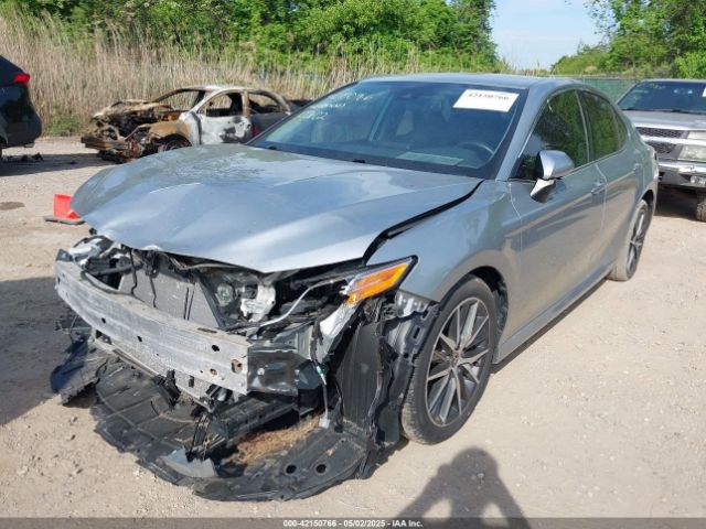 4T1F11AK9NU020501 Toyota CAMRY XLE
