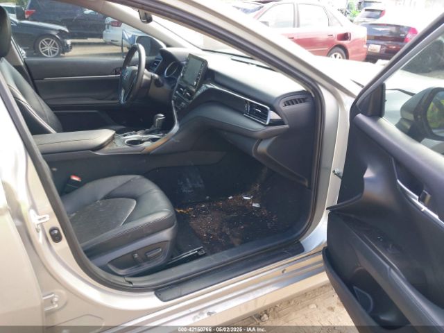 4T1F11AK9NU020501 Toyota CAMRY XLE