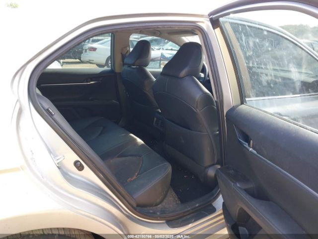 4T1F11AK9NU020501 Toyota CAMRY XLE