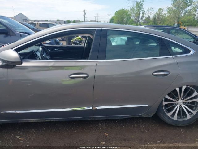 1G4ZR5SS6HU165169 Buick Lacrosse Premium