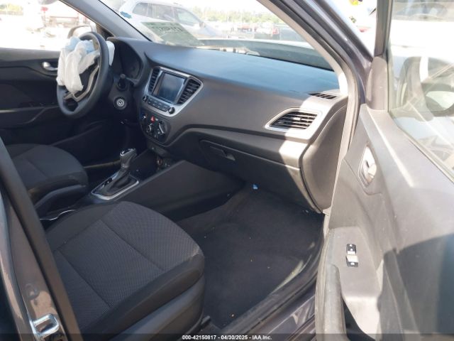 3KPC24A32JE011551 Hyundai Accent Sel