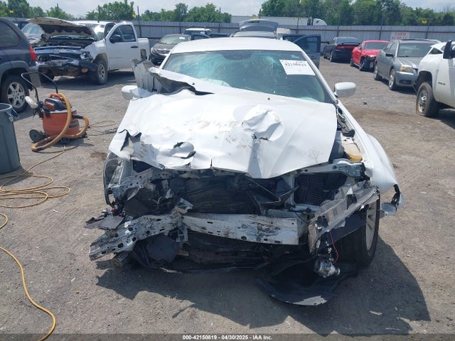 2C3CCAAG6EH231059 Chrysler 300