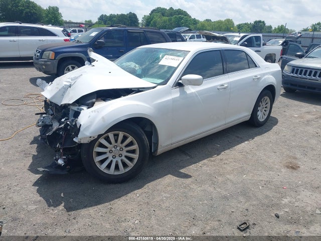 2C3CCAAG6EH231059 Chrysler 300