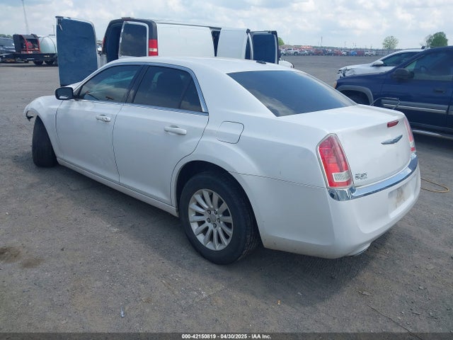 2C3CCAAG6EH231059 Chrysler 300