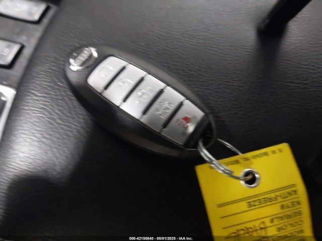 1N4AA6AP4HC448810 Nissan Maxima 3.5 Sv